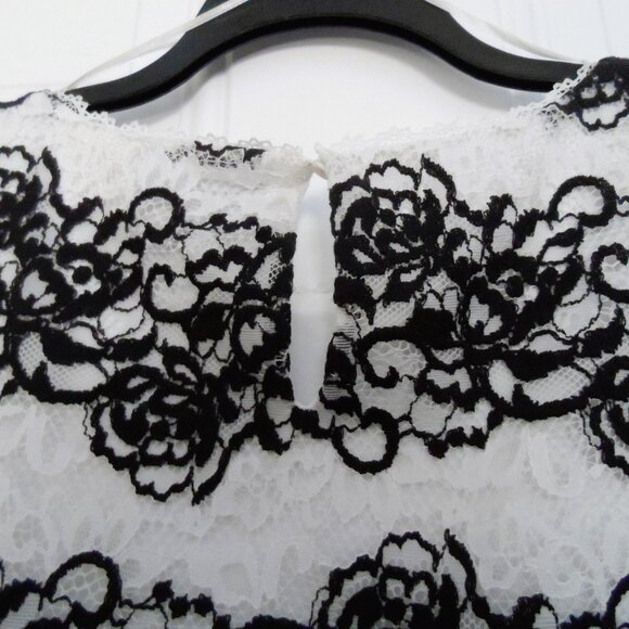 Isaac Mizrahi- Black and white blouse long sleeves - size M , NEW - Picture 10 of 12